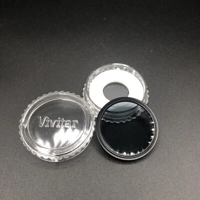 Vivitar 49mm Polarizing Filter Vintage with case - Image 1 of 4
