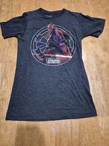 EUC Star Wars Celebration exclusive gray Darth maul T-Shirt top - Picture 1 of 6