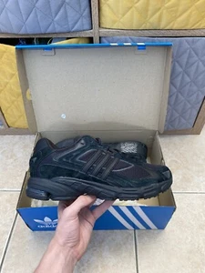Adidas Response CL Turnschuhe Schuhe dreifach schwarz neu im Karton Größe 9,5 UK Herren ID8307 - Bild 1 von 16