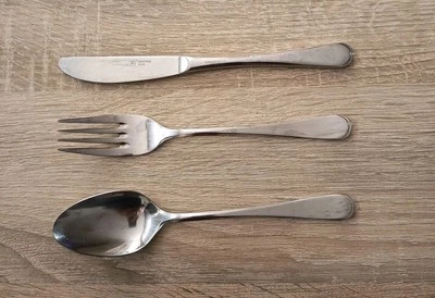 Kinderbesteck Zwilling 18/10, Messer, Gabel, Löffel  - Bild 1 von 4