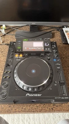 Pioneer CDJ 2000 Player, Gebraucht - Bild 1 von 4