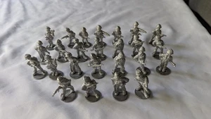 1/48 scale 35mm Metal Vietnam War NVA soldiers unpainted x 25 - Picture 1 of 12