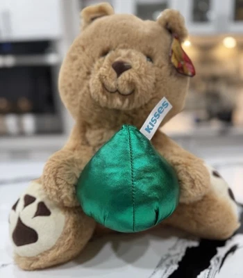 Плюшевый медведь Hershey's Kisses 14 дюймов зеленое праздничное издание Animal Adventure 2018 новый с ценниками - Изображение 1 из 4
