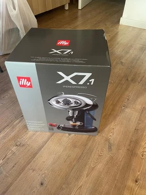 Illy X7.1 Macchina Iperespresso - Immagine 1 di 4