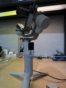 DJI RS4 Mini Gimbal with Intelligent Tracking - Picture 1 of 5