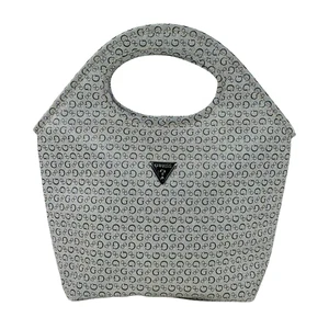 Guess Thermo Brotzeittasche - Bild 1 von 5