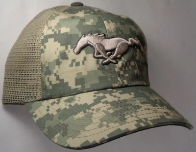 Gorra con licencia Ford Mustang Pony digital camuflaje malla CF Foto 1 de 2