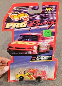Terry Labonte #5 Hot Wheels Mattel Kellogg Company Pro Racing Edizione 1997 - Foto 1 di 2