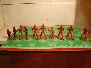 MPC Brown Plastic Army Men Lot 10 Made In Hong Kong - Picture 1 of 8