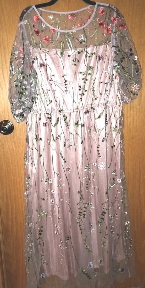 Women's Midi Dress- Elegant Floral Embroidered Mesh Tulle Over Pink, Sz 4XL - Image 1 of 4