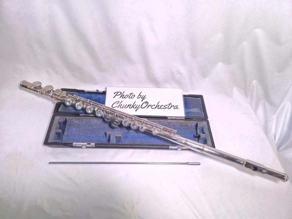 Flauta Yamaha YFL-23 niquelada/acción llave lisa/almohadillas envejecidas/Japón #2379 Foto 1 de 4