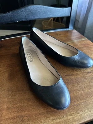 Tod’s 女式铆钉 Demi 坡跟芭蕾舞鞋平底鞋 38/7.5 码美国黑色意大利 — 第 1/4 张图片