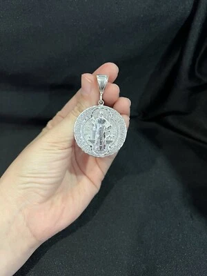 Colgante medalla de protección de San Benito de plata de ley 925 para hombre y mujer Foto 1 de 4