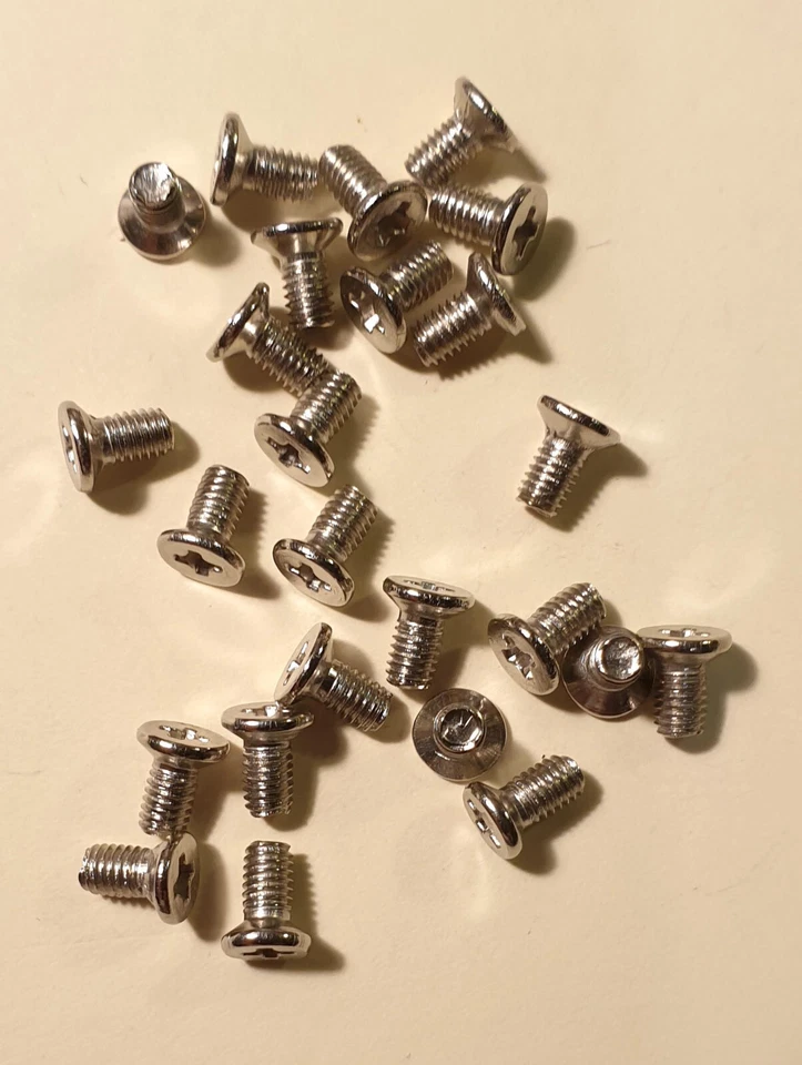 LOT DE 25 VIS CRUCIFORME TETE FRAISEE 3 x 5mm - Photo 1/1
