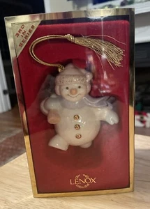 Lenox "Muñeco de Nieve con Linterna" Segundo En Serie Adorno de Navidad - Imagen 1 de 6