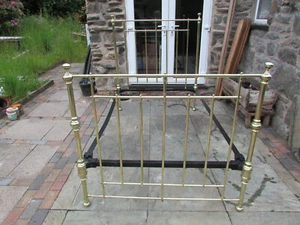ORIGINAL ANTIQUE VICTORIAN BRASS SMALL DOUBLE BED CLEAN AND POLISHED V,G,C, - Picture 1 of 11