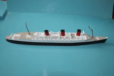 RMS Queen Mary Liner Triang Minic 2. Serie sehr guter Zustand - Bild 1 von 4