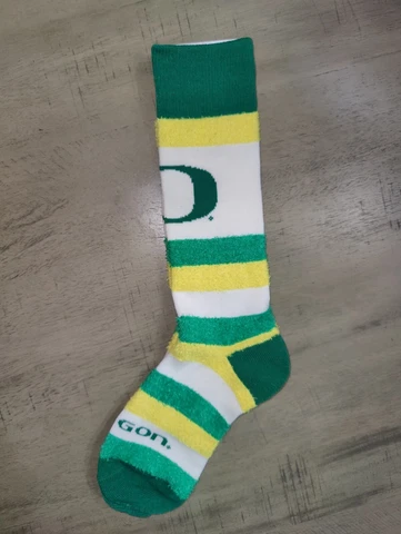 Oregon Ducks Women's Fuzzy Stretch Blend NCAA Crew Team Socks Medium Cover