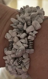 White Howlite Stone Cuff Bracelet With Silver Accents - Picture 1 of 1