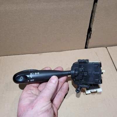 Interruptor de intermitente antiniebla faros Toyota Corolla Matrix 2003-2008 ¡ENVÍO GRATUITO!!!! Foto 1 de 4