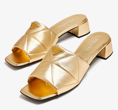 Sandalia Prada acolchada de cuero con diagrama dorado platino con logotipo deslizable tacón bloque 41,5 Foto 1 de 4