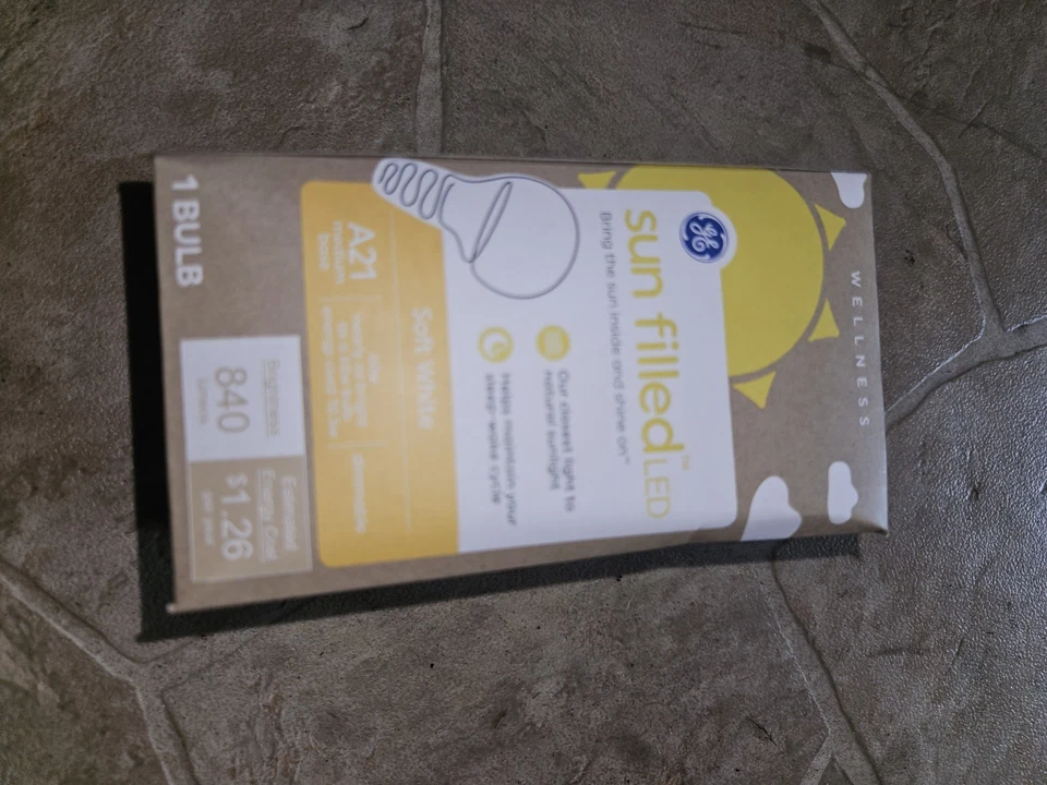 GE Sun Filled LED 840 Lumen - Image 1 of 1