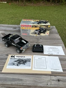 Vintage Shinsei Toyota SR-5 R/C Radio Elecon, Tested-Works-Great Condition - Picture 1 of 24