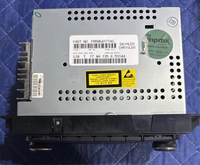 Chrysler Dodge Jeep 2005-2007 AM FM radio reproductor de CD AUX OEM P05064171AG Foto 1 de 4