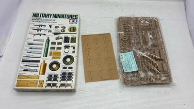 TAM35141 Tamiya Military Miniatures Modern U.S. Accessory Set 1/35 - Immagine 1 di 2