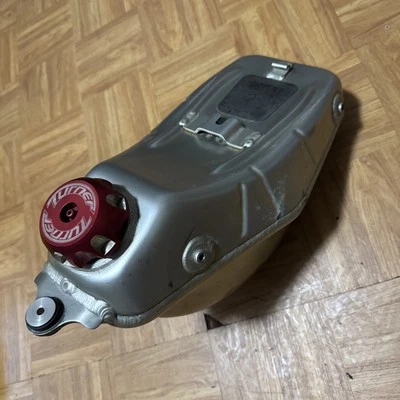 TANQUE DE COMBUSTIBLE DE GASOLINA USADO OEM 11-18 SUZUKI RMZ250 RMZ RM-Z 250 44110-49H10 Foto 1 de 4