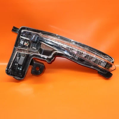 Faro antiniebla Toyota Corolla pasajero derecho 2017 2018 2019 LED OEM Foto 1 de 4