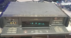 GoVideo GV-10W Worldwide Multi-System VHS VCR NTSC PAL SECAM PARTS/REPAIR - Afbeelding 1 van 18
