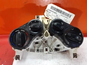 2011 FORD KA Heater/AC Controller - Picture 1 of 5