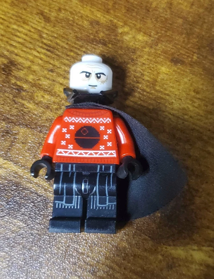LEGO SW Christmas Darth Vader Sweater Minifigure 75279 Advent sw1121- No Helmet - Image 1 of 1