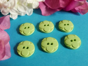 1203B Lovely Buttons " Little Flower " Almond Green Lot 6 Buttons EP 1970 - Picture 1 of 4