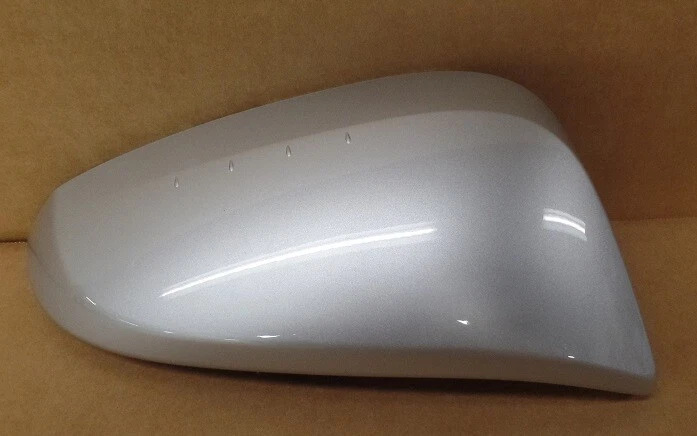OEM TOYOTA 4RUNNER RAV4 CUBIERTA DE ESPEJO EXTERIOR LADO DEL PASAJERO PLATA 87915-42160-B0 Foto 1 de 1