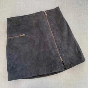 LEER NYC grau Wildleder Leder Minirock silberfarben Reißverschluss Größe 25 Zoll Taille - Bild 1 von 9