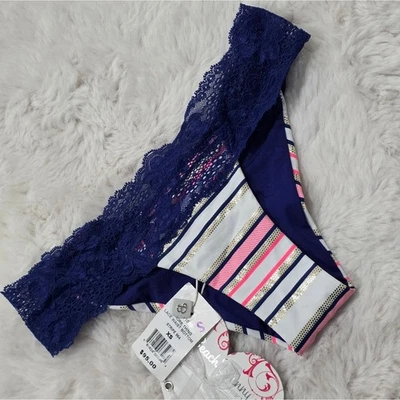 Nuevo con etiquetas Parte inferior de bikini Beach Bunny A Shore Thing para dama de encaje escasa XS Foto 1 de 4