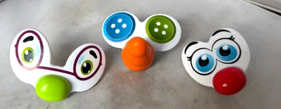 Paso 2 Mi Primer Muñeco de Nieve Piezas de Repuesto 3 Caras LIMPIO Envío Gratis Foto 1 de 2