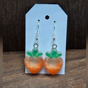 NWT Easter Carrot Earrings Spring Bunny Dangle Drop Light Weight Fashion Costume - Picture 1 of 2
