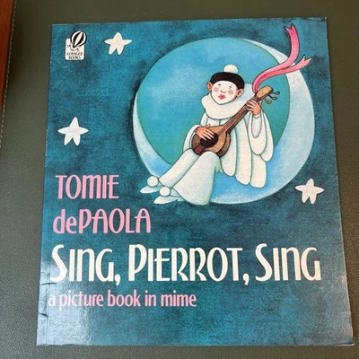 Tomie dePaola Sing, Pierrot, Sing-a-Picture Book in Mime, 1983 Foto 1 de 4