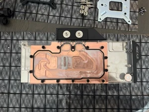 EKWB Waterblock EK-Vector RTX 2080 - Copper + Plexi with Backplate - Photo 1/2
