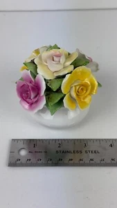 Royale Stratford Bone China Flowers Roses Staffordshire England Figurine - Picture 1 of 5