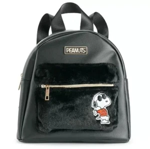 Peanuts Snoopy Kunstfell Mini Rucksack - Snoopy besticktes Design. Neu mit Etikett  - Bild 1 von 4