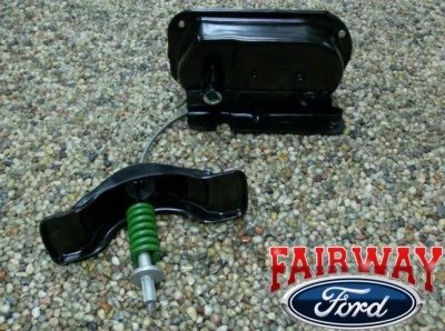 99 thru 07 Super Duty F250 F350 F450 OEM Genuine Ford Spare Tire Hoist Winch NEW - Image 1 of 3