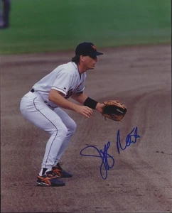 Autogramm 8x10 Jeff Manto Baltimore Orioles 3rd Baseman Cleveland Indians - Bild 1 von 1