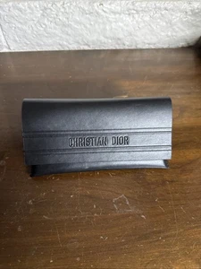 Estuche para gafas de sol Christian Dior - Imagen 1 de 3