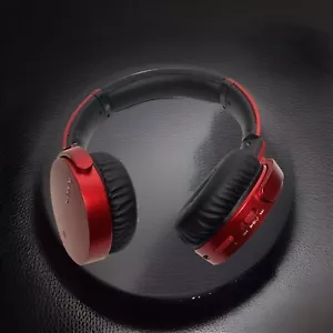 Auriculares inalámbricos Bluetooth Sony MDR-XB650BT Extra Bass rojos - Imagen 1 de 8