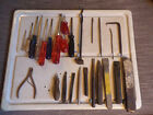 26-Teiliges altes Werkzeug-Set-Gebraucht
