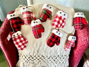 NWT 5’ FLANNEL PLUSH PLAID MITTENS JINGLE BELLS ROPE GARLAND CHRISTMAS HOLIDAY - Picture 1 of 4